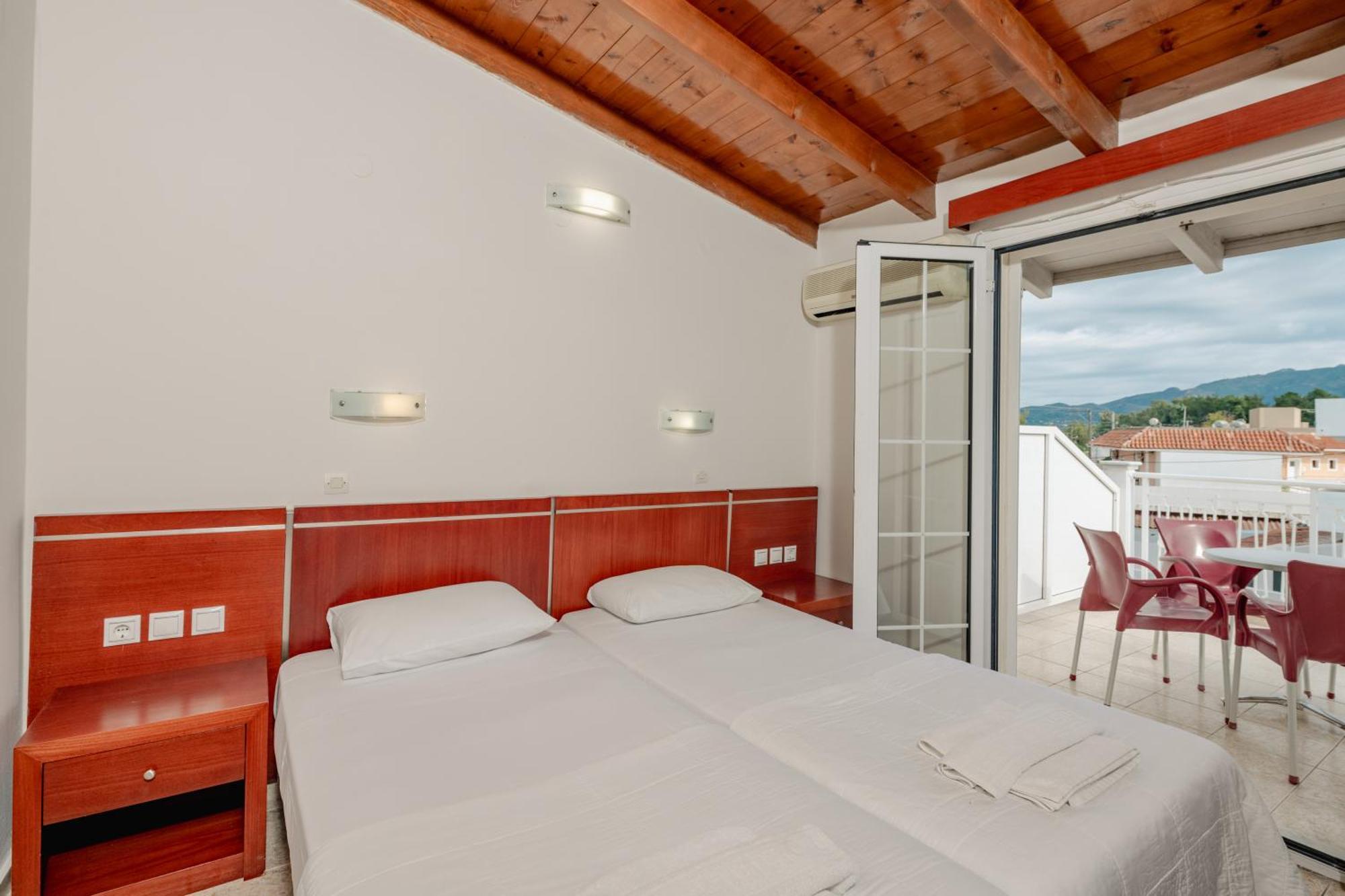 Canadian Hotel Laganas Ngoại thất bức ảnh