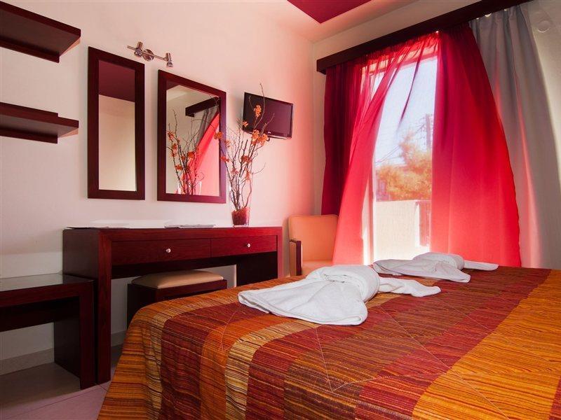 Canadian Hotel Laganas Ngoại thất bức ảnh